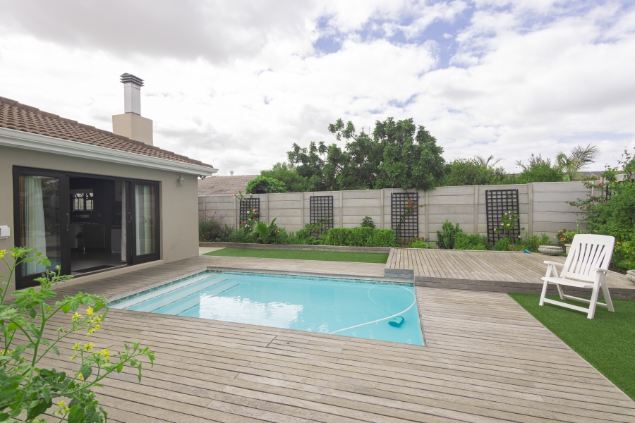 3 Bedroom Property for Sale in D